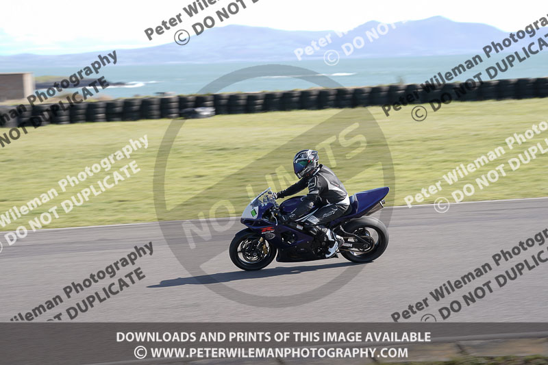 anglesey no limits trackday;anglesey photographs;anglesey trackday photographs;enduro digital images;event digital images;eventdigitalimages;no limits trackdays;peter wileman photography;racing digital images;trac mon;trackday digital images;trackday photos;ty croes